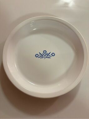 Vintage Corning Ware White w/Blue Cornflower
9" Pie Plate/Baking Dish - P-309